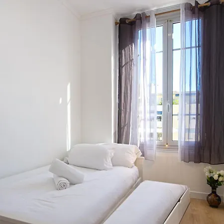 5mn Monaco - Agreable, Et Lumineux - Et Apartment